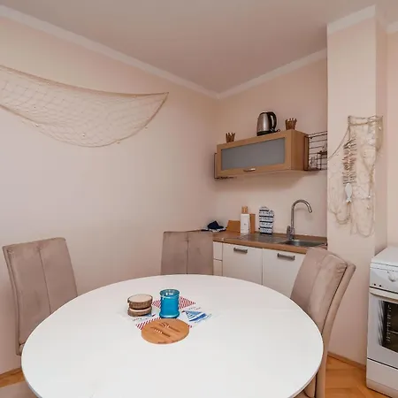 Apartment Makakada *