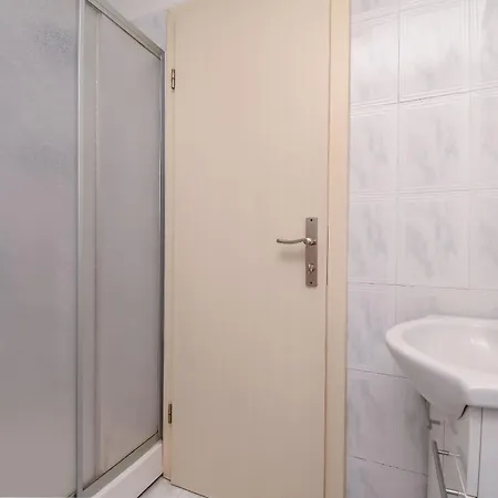 Apartment Makakada *