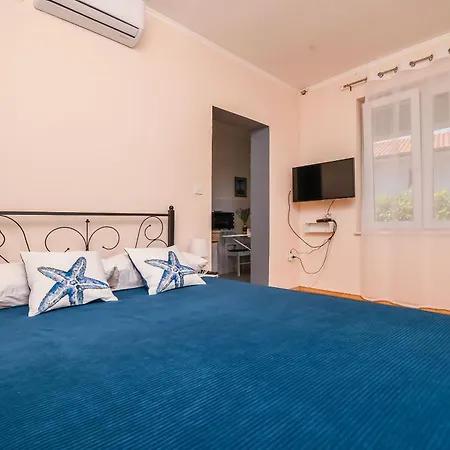 Apartment Makakada *