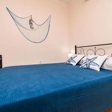 Apartment Makakada *