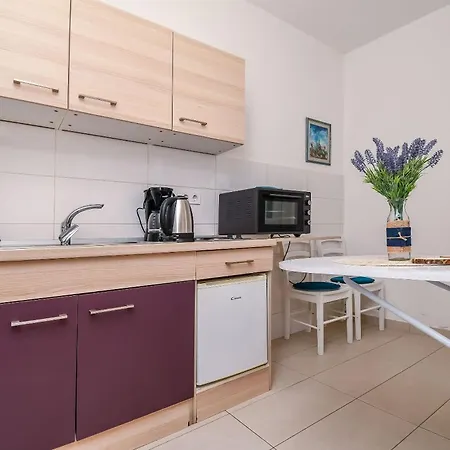 Makakada Apartment Trogir