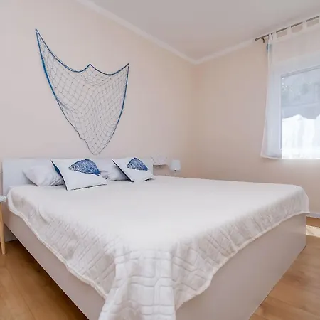 Makakada Apartment *